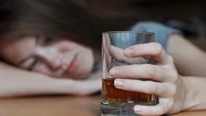 Wake up call: 'Ik had haar eerder moeten aanspreken op haar drankgebruik'