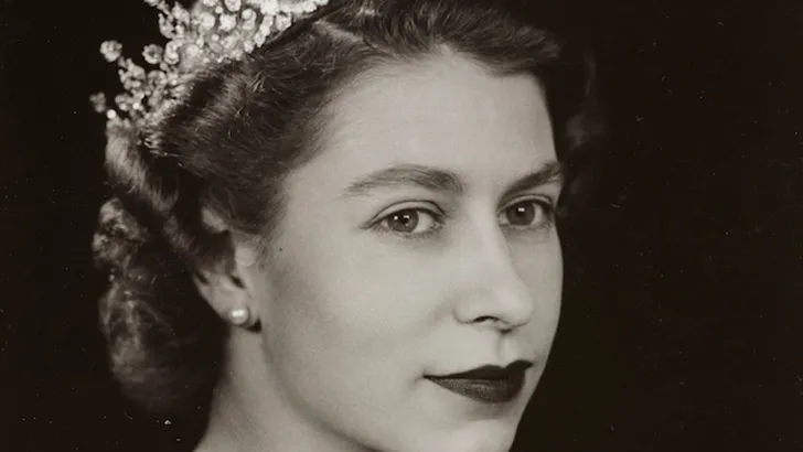 Het eerste portret van de queen