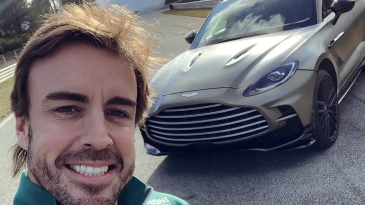 'Mercedes gaat beste motoren naar Aston Martin sturen'