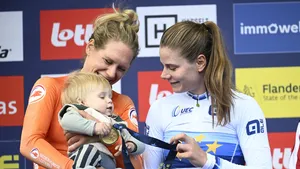 ellen van dijk en haar zoontje met lotte kopecky