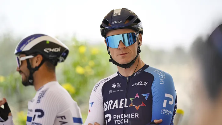 chris froome van israel-premier tech