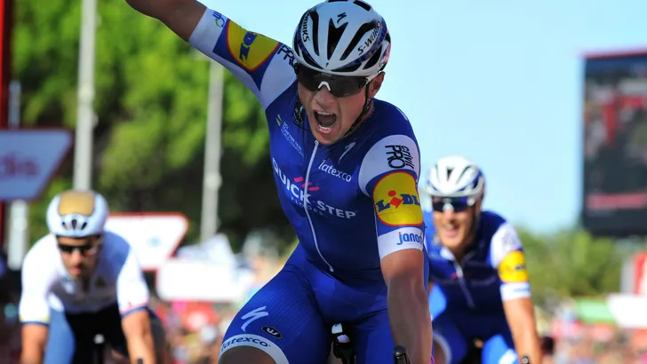 Vuelta Gemist: Lampaert met prachtige solo voor Quick-Step-feest