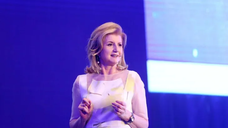 De 5 mooiste looks van Arianna Huffington