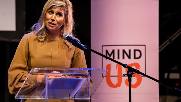 Máxima geeft emotionele speech over zusje Inés