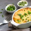 Zo maak je een ovenschotel met kabeljauwfilet en aardappelpuree | Noorderland