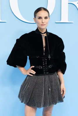 Natalie Portman bij de Christian Dior confectiekleding Lente/Zomer 2025-show