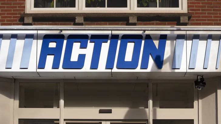 De Sinji Flame Tower Heater is een ventilatorkachel van Action die jou én je interieur opwarmt.