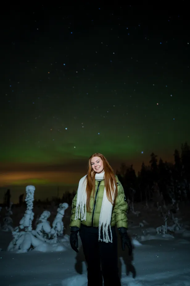 Sanne bij het noorderlicht, vastgelegd door de chauffeur en fotograaf van Uber 