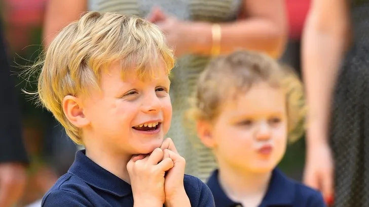 Monaco: prins Jacques kijkt idool in 't kruis