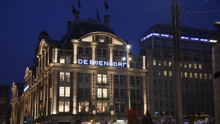 Alle Bijenkorf filialen sluiten de deuren