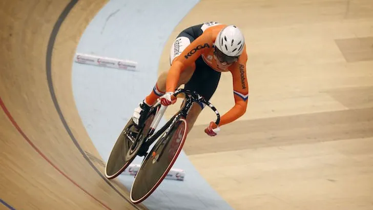 Zilver voor Kirsten Wild op scratch bij wereldbeker