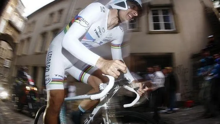 Cancellara is de sterkste in proloog Luxemburg