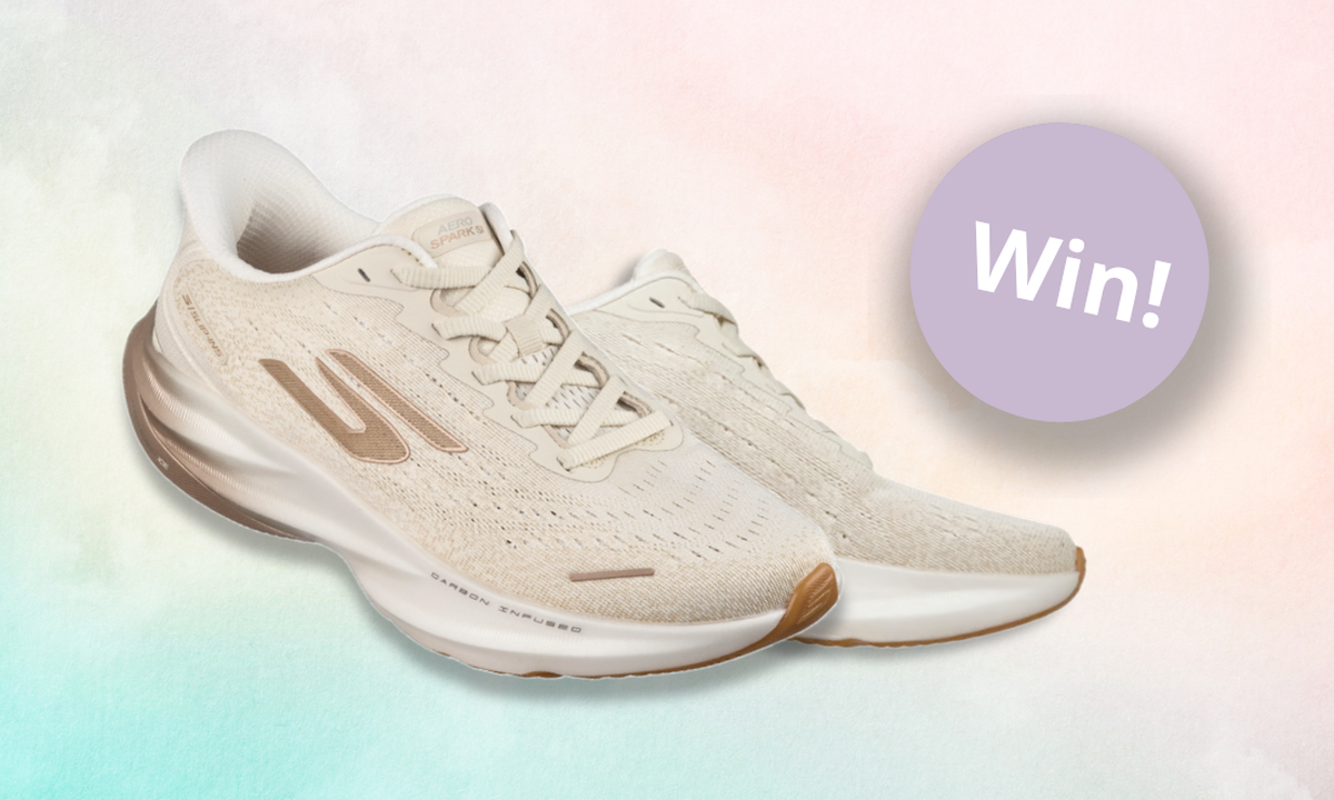Win: een paar Skechers Hands Free Slip-ins AERO Spark hardloopschoenen t.w.v. €150!