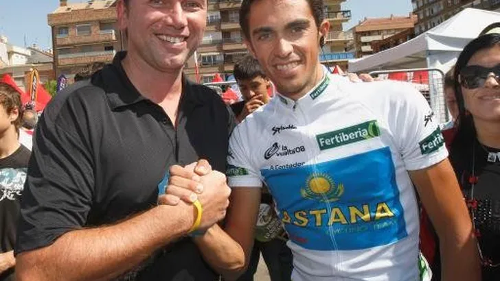 Bruyneel gelooft in onschuld Contador