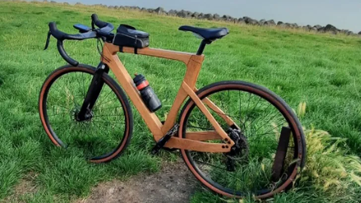 houten fiets