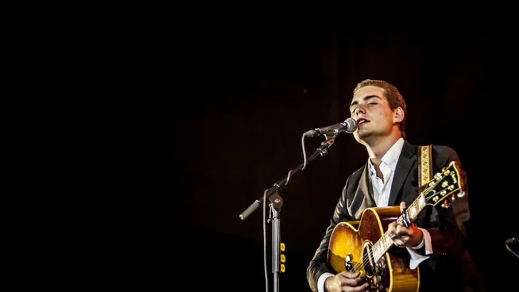Douwe Bob naar Songfestival