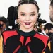 VIDEO: de fantastische kledingkast van Miranda Kerr