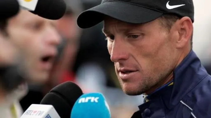 Armstrong ook simpel winnaar in koppeltijdrit