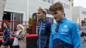 'Logan Sargeant moet auto afstaan aan Alex Albon' 