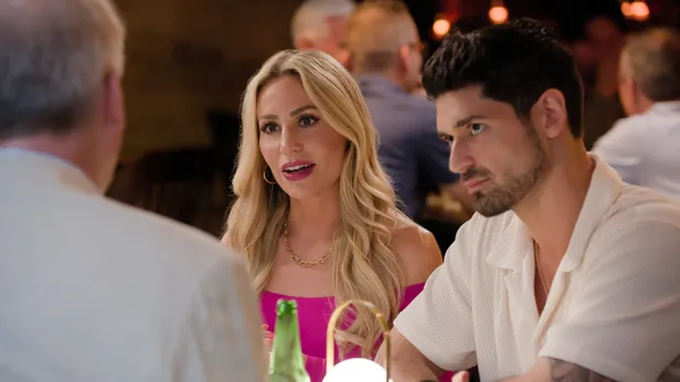 Vanessa en Logan zijn nog steeds verloofd 