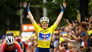 charlotte kool wint in de tour de france femmes