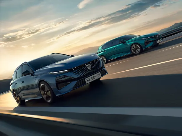 Nieuwe Peugeot 308 en 308 SW: facelift en meer actieradius (én concurrentie voor de Golf, Mégane en Tesla?)