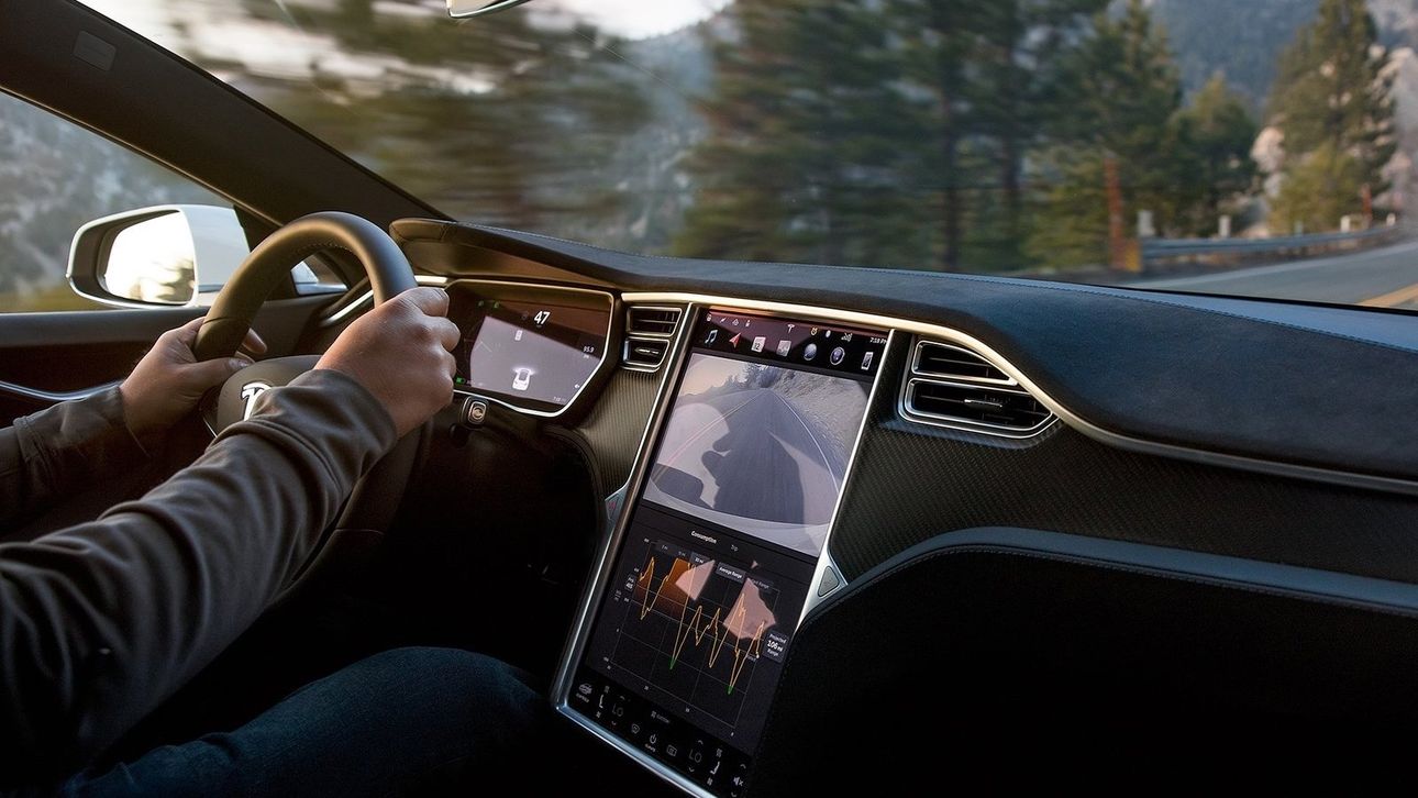 Tesla maakt auto nog wat duurder +€10.000 Autobahn