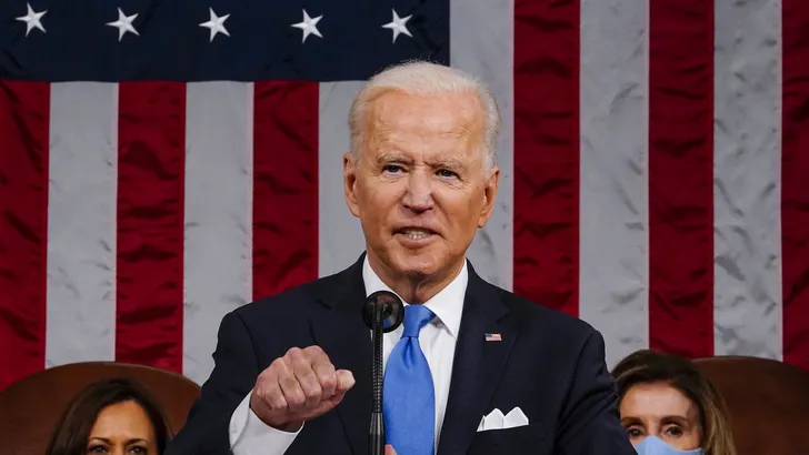 Biden Betrapt - President loog over bezoekjes aan zieke moeder om 'groener' te lijken