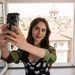 Lily Collins als Emily in Emily in Paris - nieuwe coupe