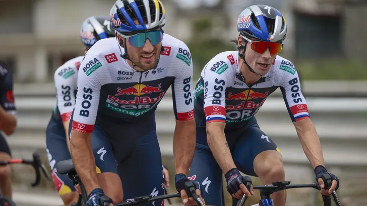 moscon en roglic van red bull