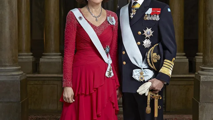 Zweedse koning Carl Gustaf op weg naar zijn Golden Jubilee