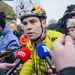 Wout van Aert zijn val in Dwars door Vlaanderen 2024 staat in het geheugen van iedere wielerfan gegrift. Gelukkig kwam het allemaal goed, maar de Belg heeft nog steeds soms last ervan.
