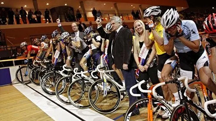 Apeldoorn: Mouris/Keisse/Barth bovenaan