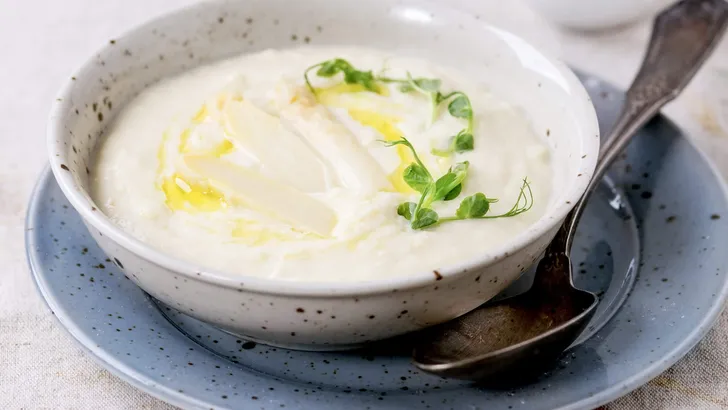 White asparagus soup