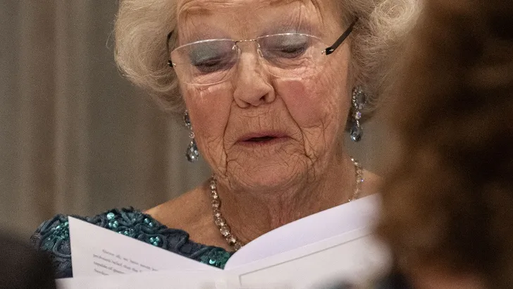 Staatsbanket: Beatrix, Margriet en Serieuze Bling