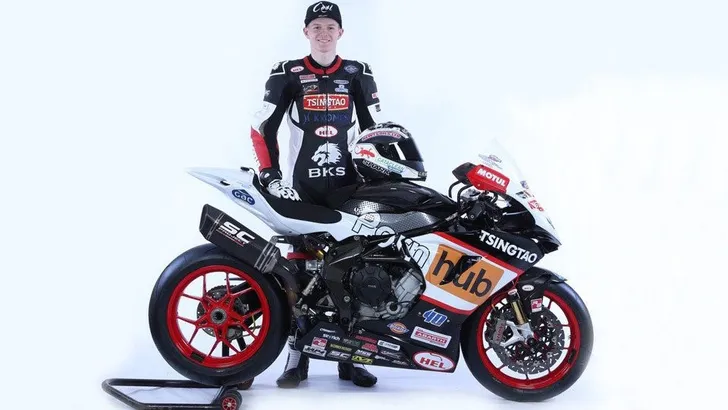 pornhub sponsort motorraceteam