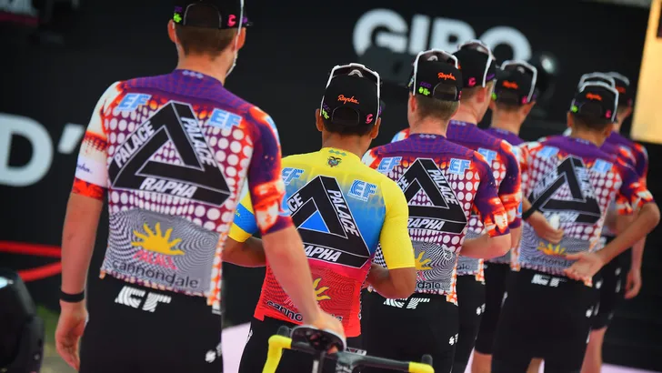EF Pro Cycling beloont renners die met lockdown loon inleverden met nieuw contract