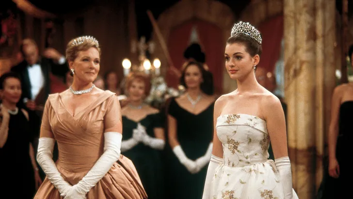 Anne Hathaway bevestigt komst derde Princess Diaries-film