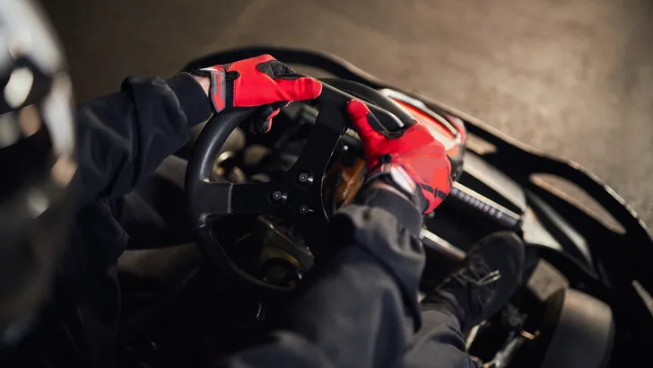 Langste indoor kartbaan ter wereld ligt net over de grens in Dortmund