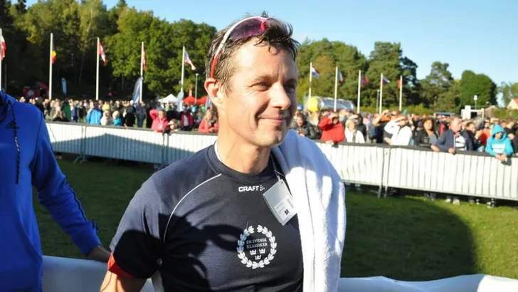 Kroonprins Frederik vraagt hulp bij royal run