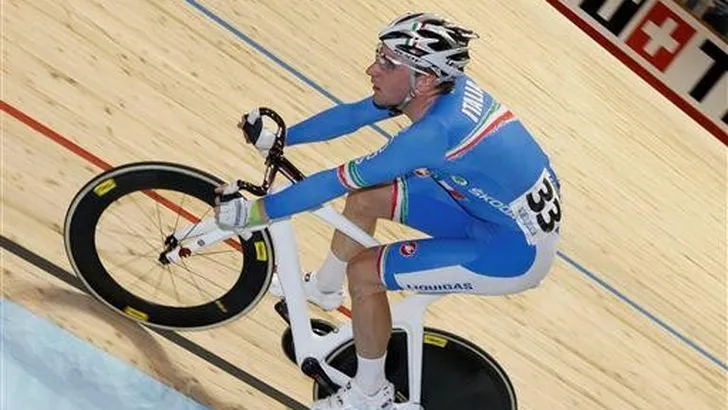 Viviani uitgeschakeld door scheurtje in bekken
