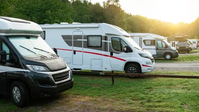 Reis je binnenkort met de camper door Europa? Dit moet je absoluut geregeld hebben