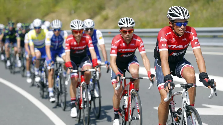 Contador kent ploeggenoten voor Dauphiné