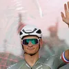 Giro | Mathieu van der Poel na zwaarbevochten zege: 'Raakte wat ingesloten, benen waren al helemaal verzuurd toen ik begon te sprinten'