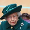 Aii: deze foto van wijlen Queen Elizabeth met kleinkinderen blijkt ook gefotoshopt