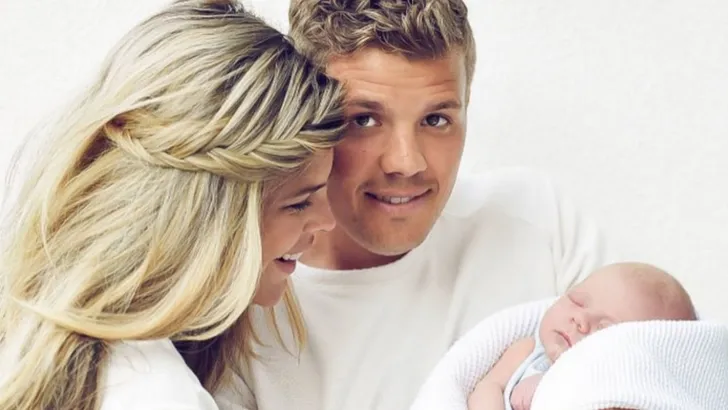 Smelt: Muck schaterlacht voor het eerst en het is vastgelegd