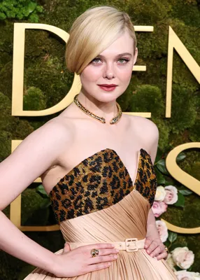 Elle Fanning bij The 82nd Annual Golden Globe Awards