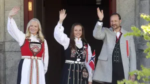 Prinses Ingrid Alexandra met kroonprins Haakon en kroonprinses Mette-Marit