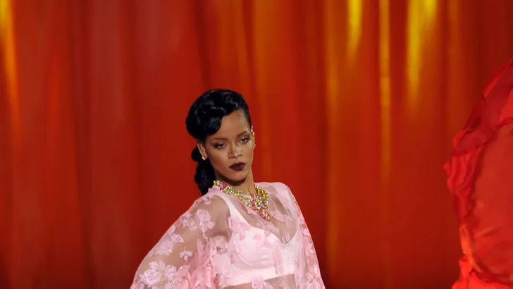 Rihanna's Savage x Fenty lingerie-collectie is eindelijk hier 