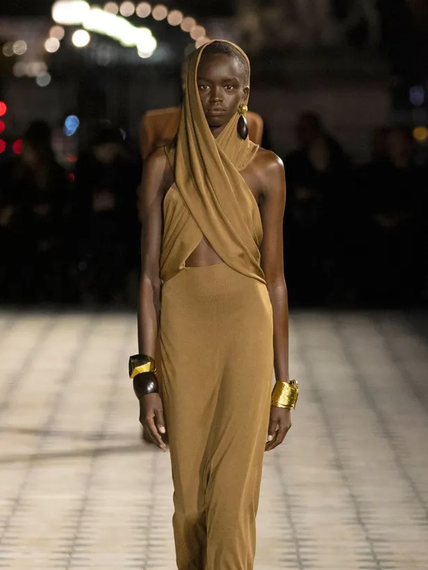 Saint Laurent Spring 2022 Ready-to-wear (Beeld: NL Beeld) 